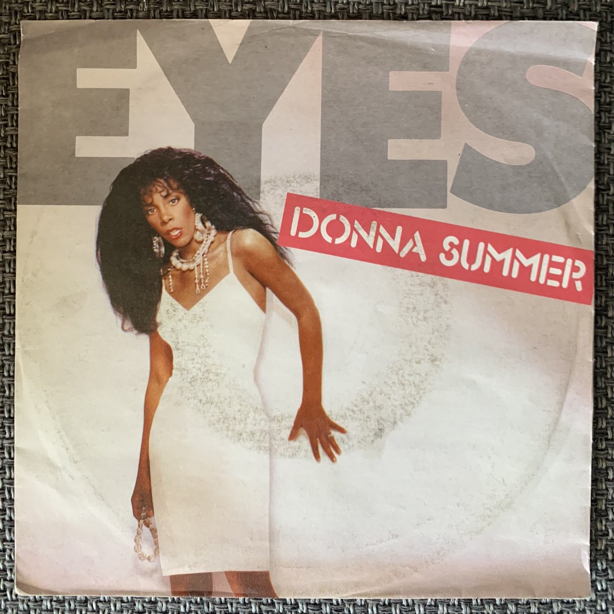 This was the third single from Donna Summer's 1984 album Cats Without Claws,  and was not a hit, unfortunately. The single was remixed by John 'Jellybean' Benitez. #jellybean #donnasummer #popjustice #retro #80s #pop #popmusic #singlescollection #treasurechest
