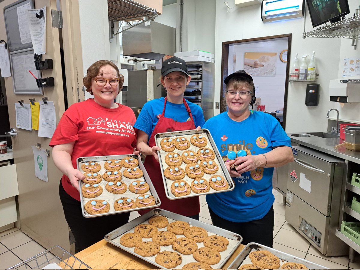 This week is Smile Cookie week at Tim Hortons. I had fun decorating cookies at Montrose/Thorold Stone Road store.  Proceeds go to Project SHARE of Niagara Falls 
 🍪🍪😀

 #smilecookie2024 #Makingadifference #neighbourshelpingneighbours #TimHortons #EverySmileCounts