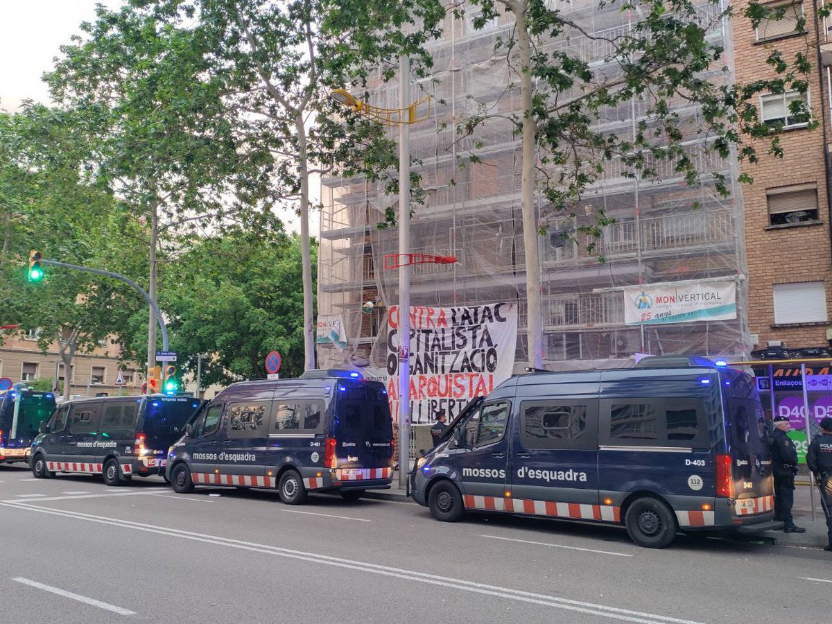 Ass Llibertària UAB - FEL tweet media