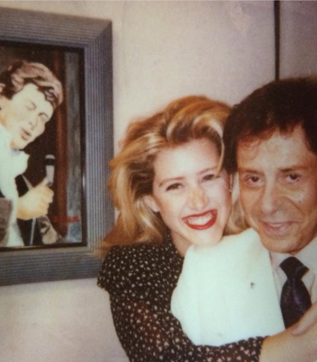 Look at this!!! #ohmypapa #eddiefisher and baby me in front of a portrait painted by #tonybennett …happy memory♥️
