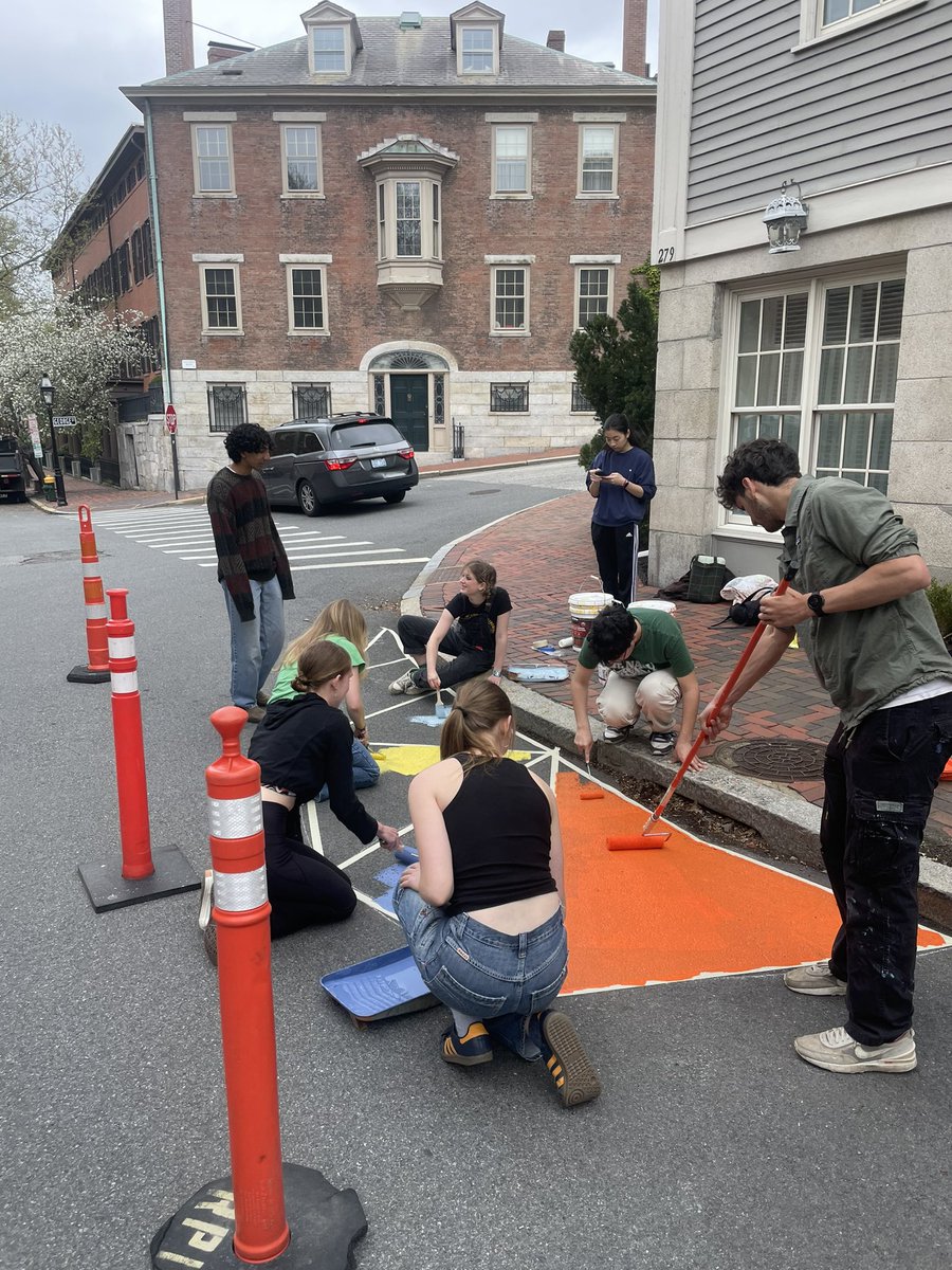 bumproject's tweet image. Thanks to the construction team that saw us making the streets cooler and safer and put some bollards out there to protect us!