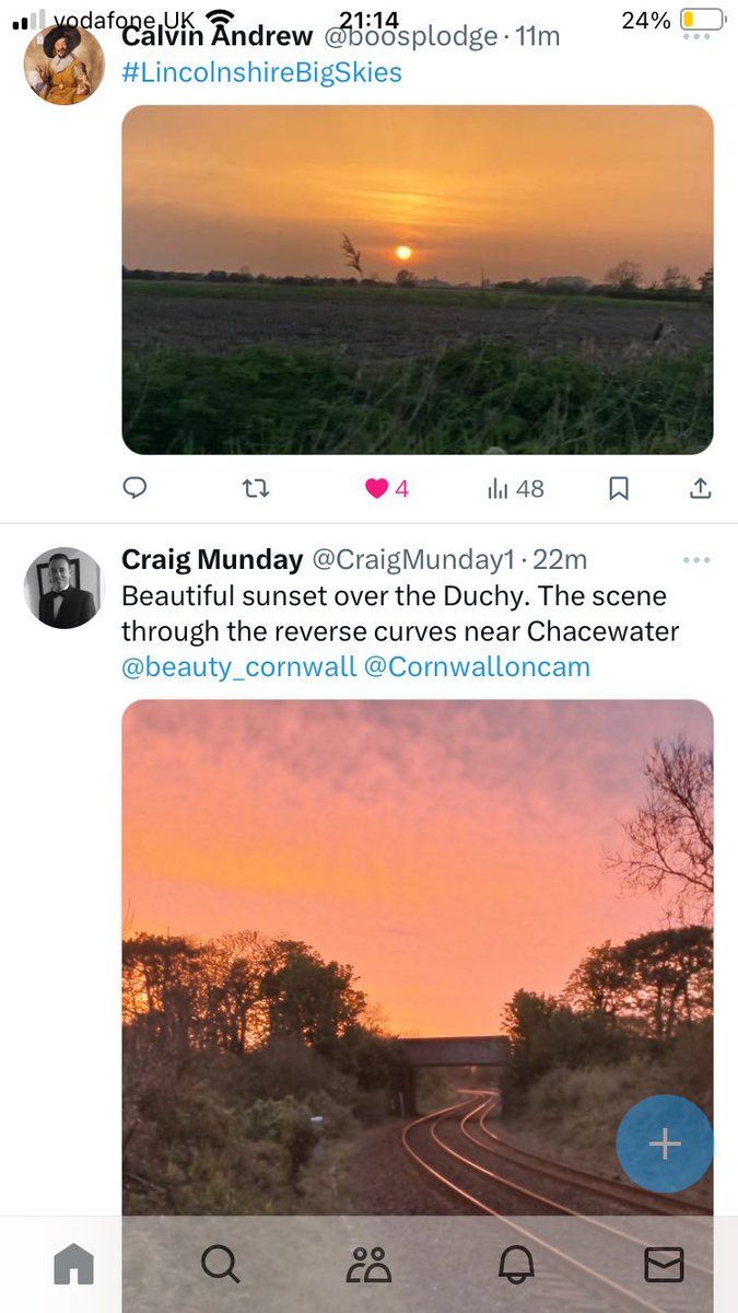 A lovely timeline coincidence thanks to ⁦@CraigMunday1⁩ and ⁦@boosplodge⁩ - sunny evening skies stretching from Cornwall to Coningsby…