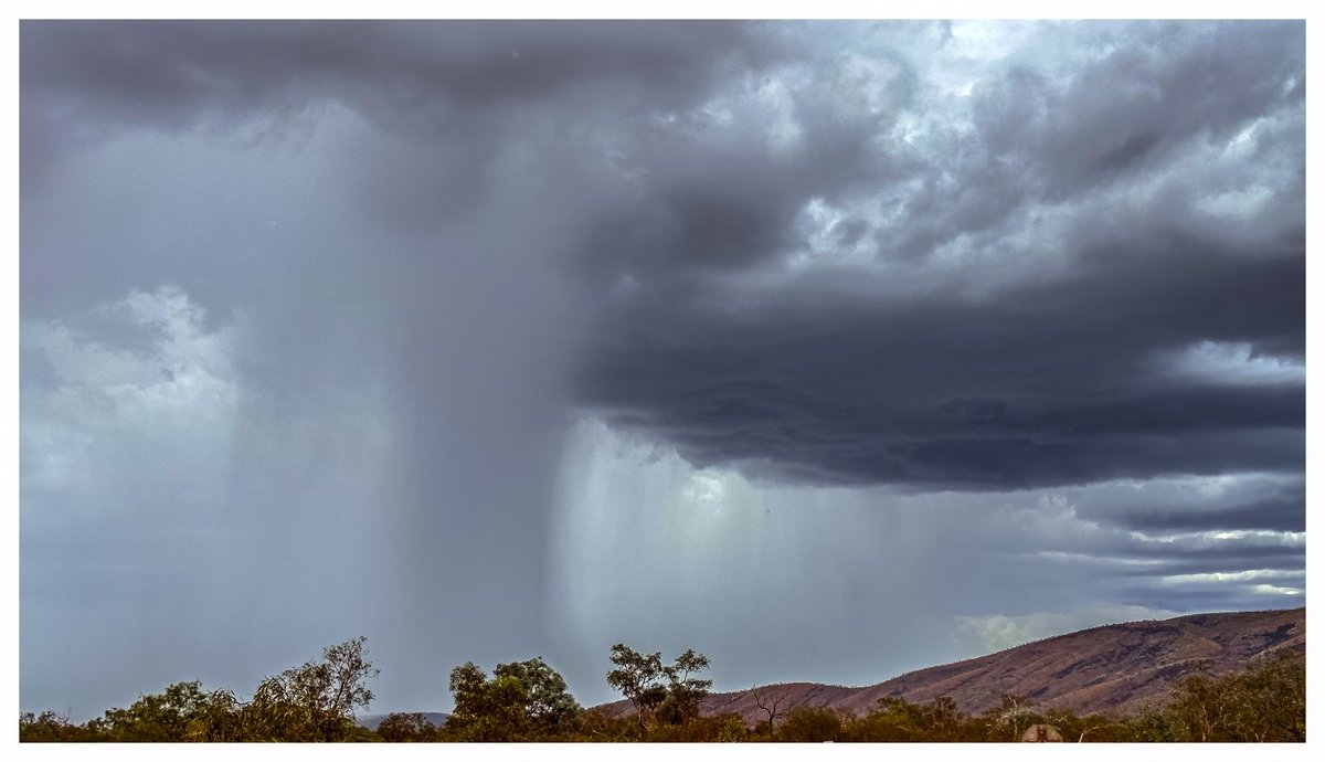 Wet Season is my favourite part of the year.

#Nature  #photography #landscapephotography  #kuhlmtnculture #3leggedthing #sunrise #desert #storm #clouds #pilbara #rainbow