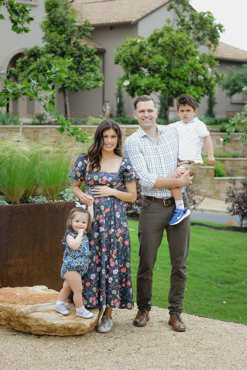 Our children are our everything and I cannot believe we get a third. Our little blessing comes in September! Thank you all for the support. See you at the desk tonight where it’s much more difficult to hide the bump 🤗
#momlife #workingmom