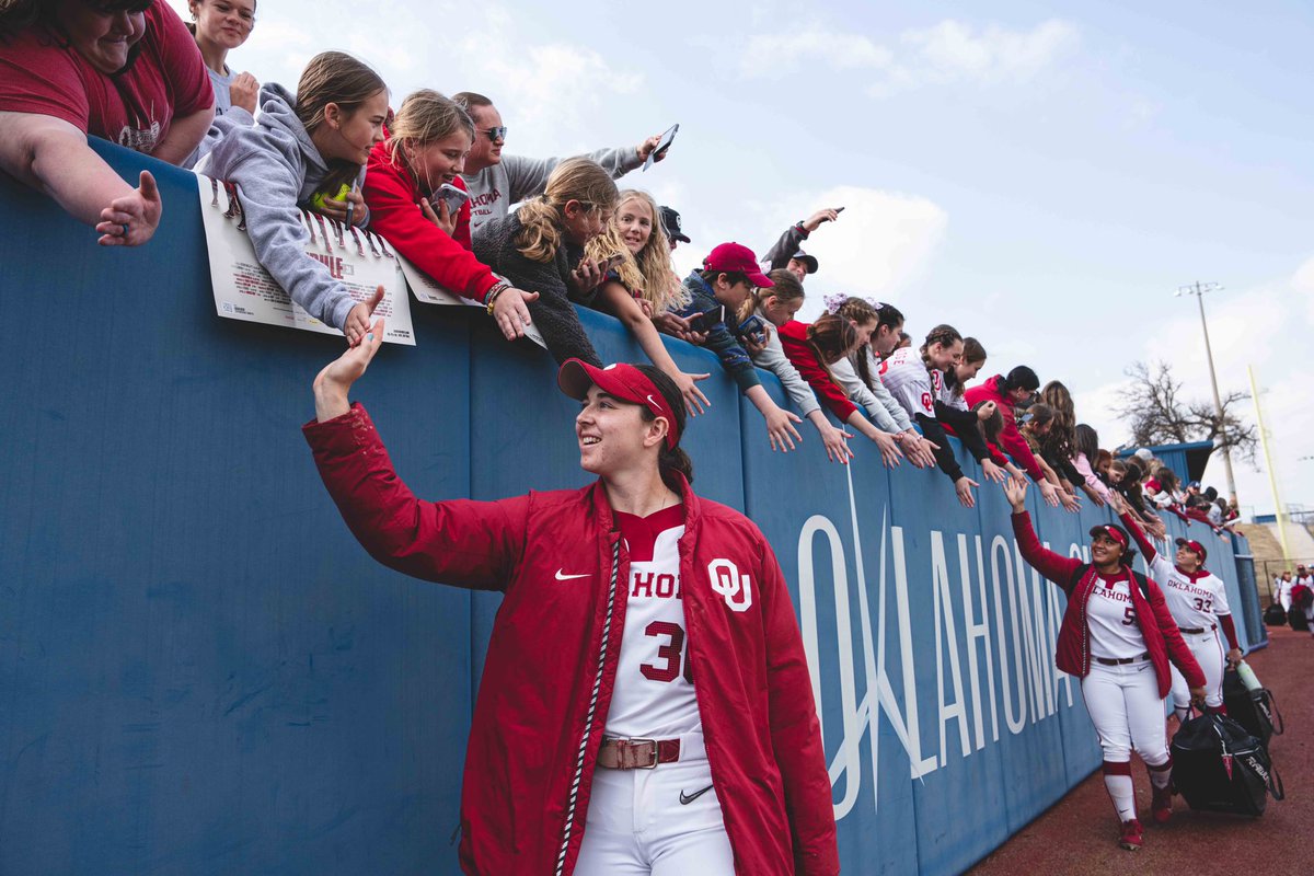 OU_Softball tweet picture