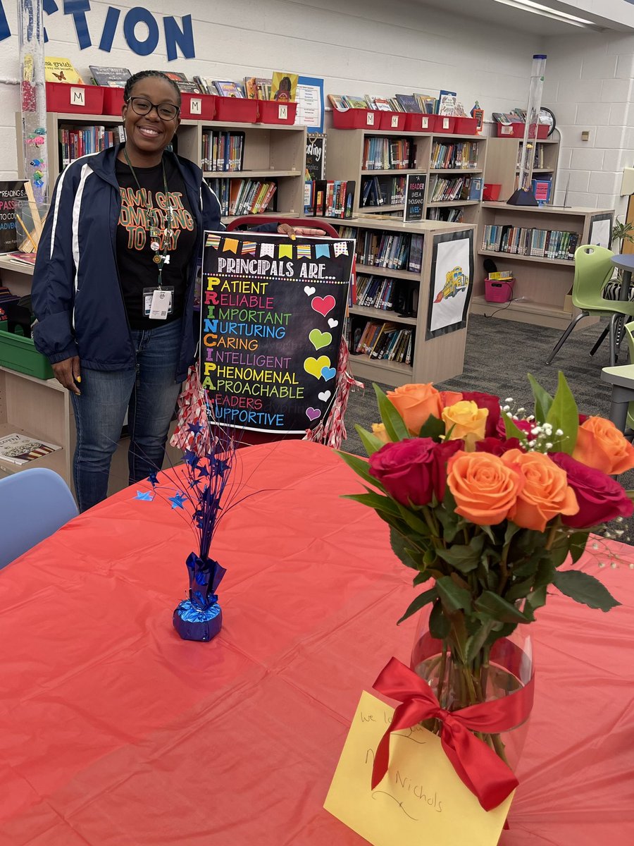 Celebrating our #FearlessLeader on #NationalPrincipalsDay @Parklane_Eagles Thank you for your leadership and guidance! #SoaringEagles #YouAreAppreciated @Brandi_Nichols_ #FCSPrincipalsRock