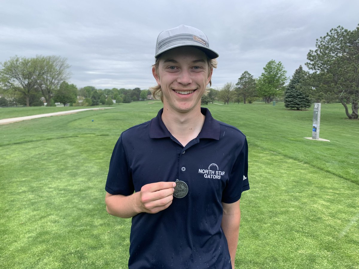 Huge shoutout to Carson Kildow for shooting a school record 68 (-2) and T1 (silver medal) at the LPS Championships at Mahoney!!! 🐊⛳️