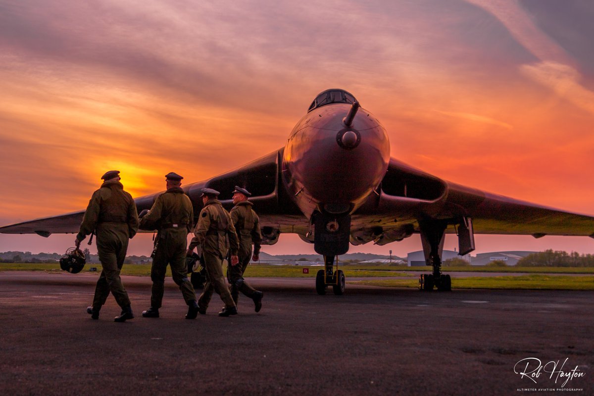 Avro Vulcan B.2 Bomber XL426 of the Vulcan Restoration Trust pictured in April 2022 at London Southend Airport during a Timeline Events photo shoot…⁦@TLEPhotos⁩ #aircraft #avgeek #avpics #warbirdsofinstagram #warbird #warbirds #warbirdphoto #aircraftphotography #vulcan