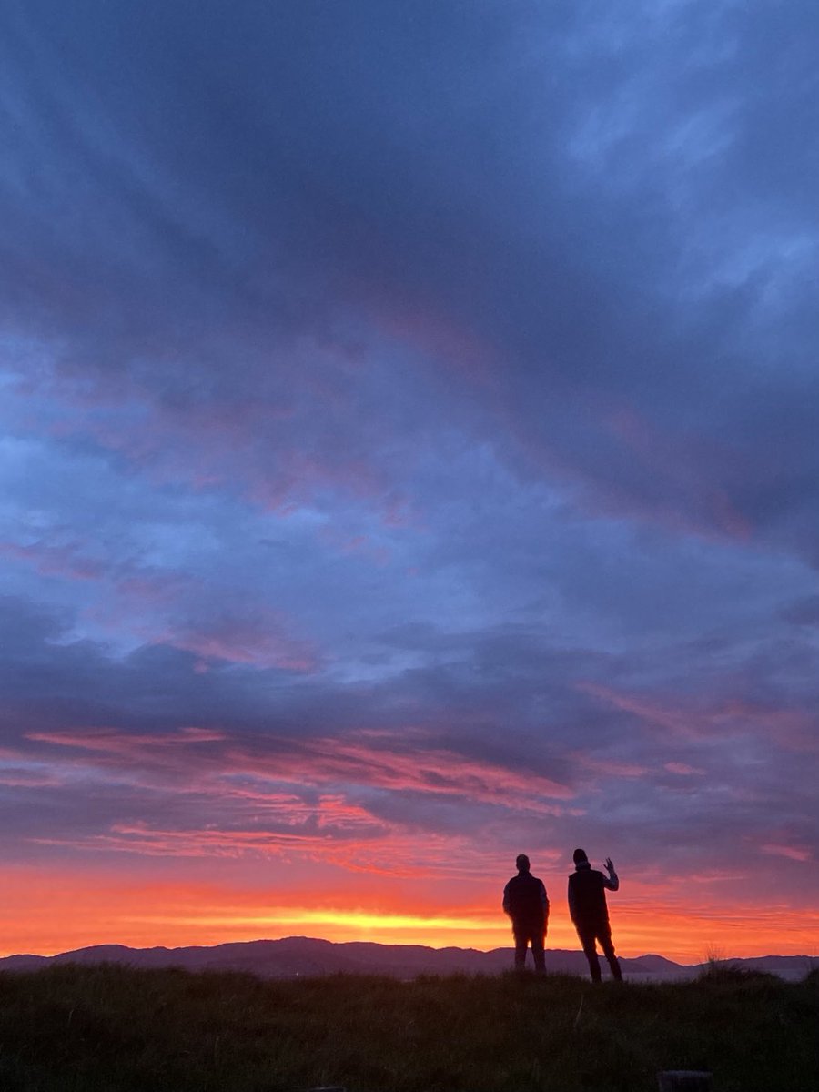 People watching the sunset.  Ludden beach. Inishowen Co Donegal #WildAtlanticWay