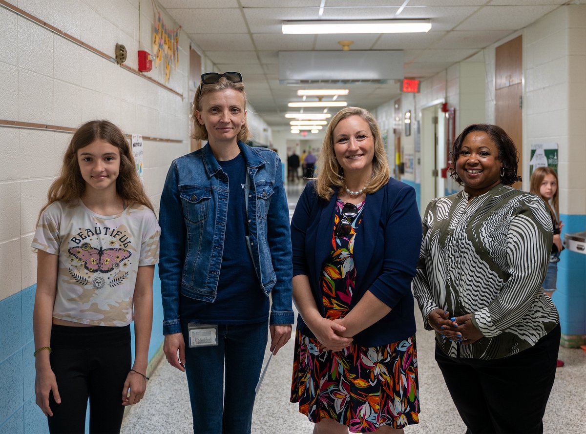 BES fifth-grader Milica Mitrovic placed first in the State of Missouri for the Elks Lodge Americanism Essay Contest! She wrote an essay on the Bill of Rights, and has advanced to the Elks' national competition. #BringTheStampede