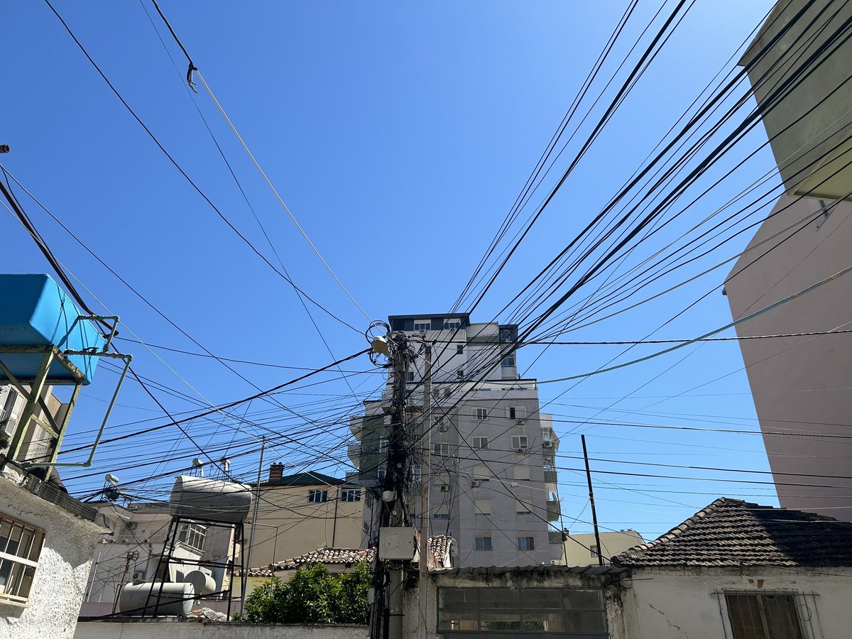I hope that we don’t lose all of the wonderful old properties in Durrës. There are some real gems which need a lot of TLC. We could lose some of the wires though….