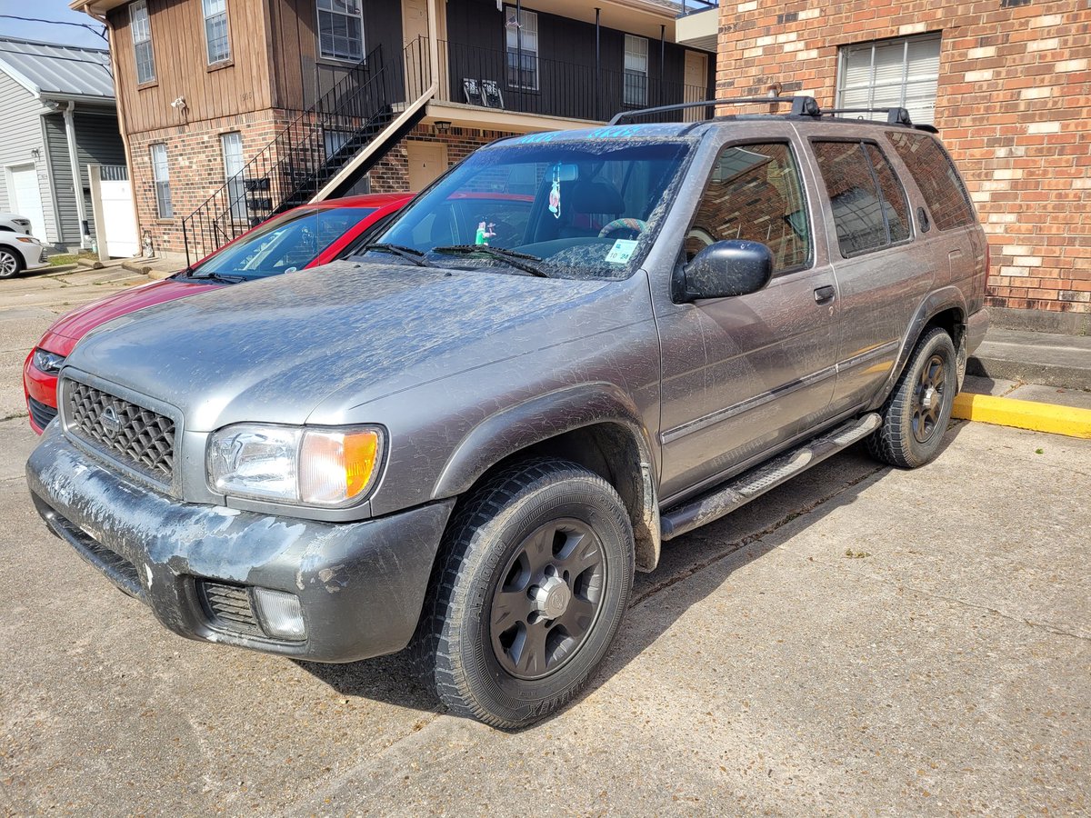 For the first time in almost 4 years of ownership, I finally took my Pathfinder offroading this past Sunday. Even for just a 2WD, she did great! And thanks to @thekaiserhund, I had the peace of mind of his Wrangler in case I needed to be pulled out lol.