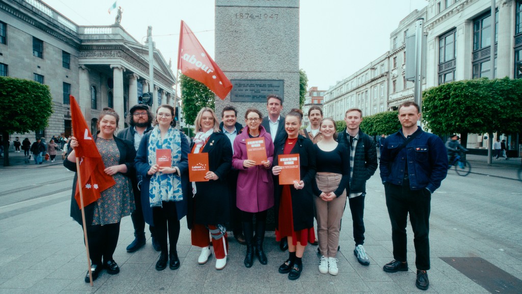 Proud to join comrades from the labour movement for the #MayDay march today ✊ Labour Trade Unionists launched a workers’ manifesto for fair pay, terms and conditions. Le chéile 🌹