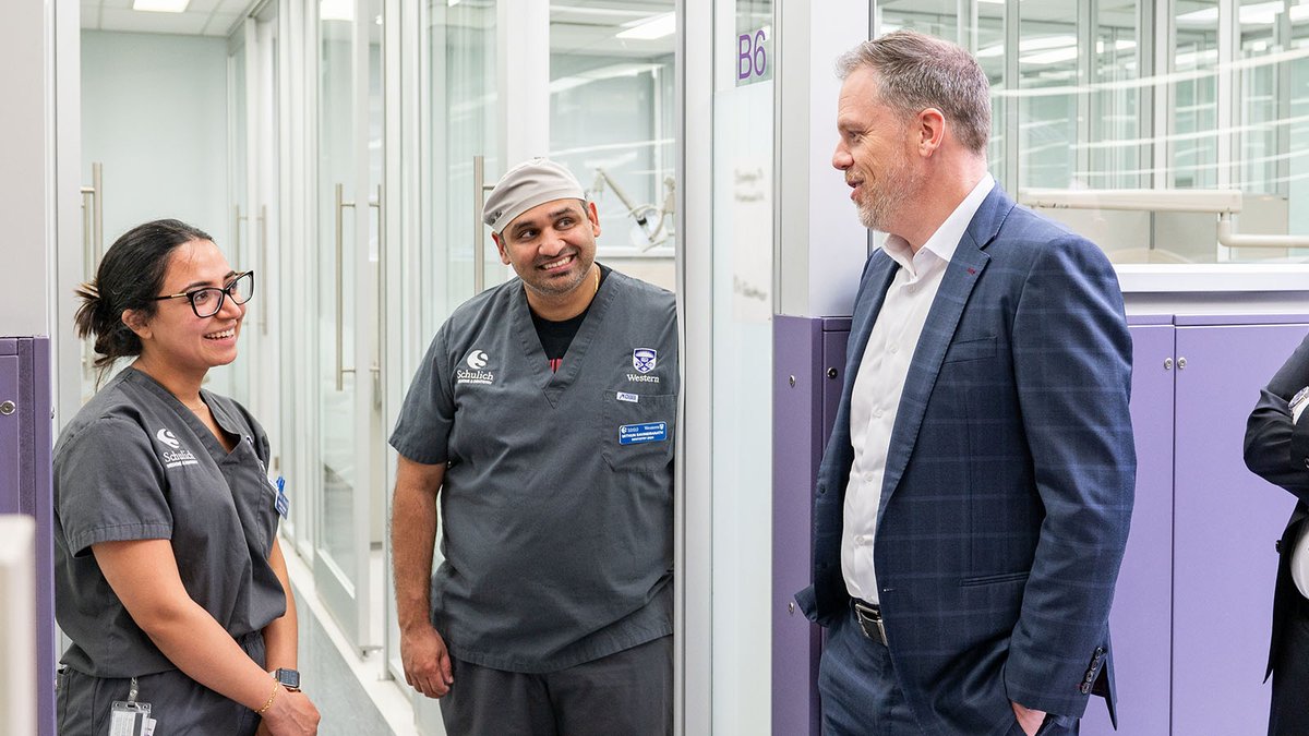 Today, Canada’s Health Minister Mark Holland (@markhollandlib) visited #SchulichMedDent’s Dentistry Clinic and met our students. It was a privilege to showcase our facility and have @GovCanHealth officials discuss the Canadian Dental Care Plan with our learners. @westernU