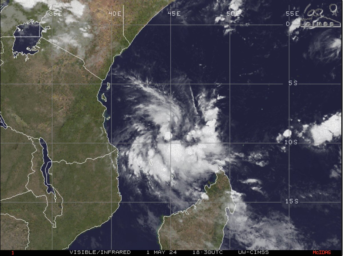 Moderate TS #Hidaya has formed just north of #Comoros & #Mayotte & will bring spells of heavier rain to the islands through Friday. Hidaya will impact parts of #Tanzania this weekend with flooding rains & gusty winds.