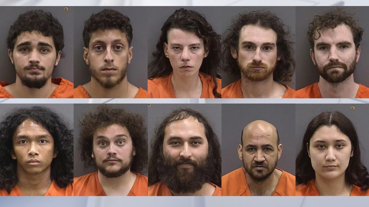 These are the mug shots of 10 of the 'protesters' arrested during protest at the USF. Just your average college students!

If you don't understand what's actually happening with these riots, you're NGMI.

This is far-left BLM/Occupy anarchy in a Hamas costume.