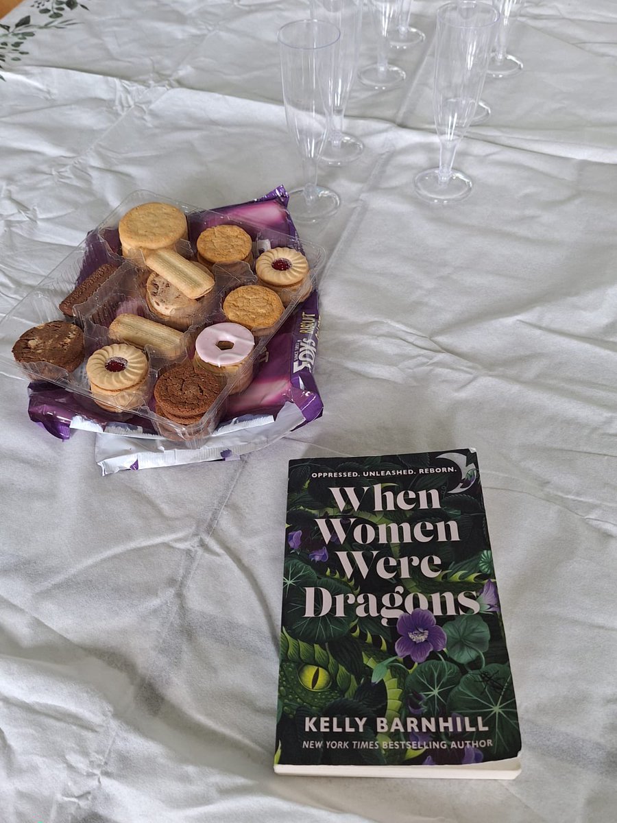 Biscuits and a good blether at staff book club - the perfect end to a Wednesday! There was lots to enjoy about Kelly Barnhill’s ‘When Women Were Dragons’ and it’s always a great hour with colleagues from across the school. #ourreadingschool