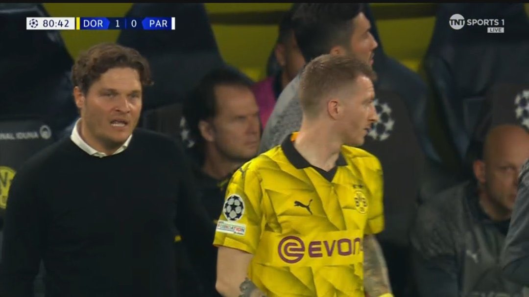 Precisamos falar de Marco Reus, esse cara está no Borussia Dortmund há mais de 19 anos