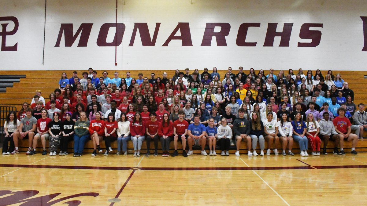 It's College Day at Papillion La Vista High School!

Pictured are our Senior Monarch Students!

#WeArePLV #TraditionOfExcellence