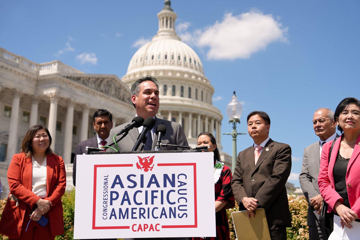 Happy to kick off Asian American, Native Hawaiian and Pacific Islander Heritage Month with my colleagues from @CAPAC!