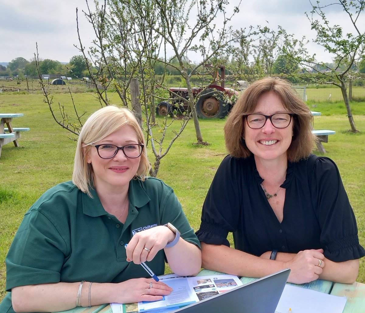An energising day today - a morning @OrchardViewFarm with my brilliant #Communications Mgr, Vicki, planning our forthcoming Outstanding #Chilterns magazine (& buying delicious sausages), then a walk & chat with @DrewBennellick @HeritageFundUK. #lovemyjob #Chilterns #landscape