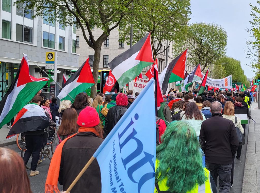 Great march this May Day with those committed to their trade unions and for Palestine in Dublin. Solidarity with all those united for Palestine. #MayDay #NoPasaran