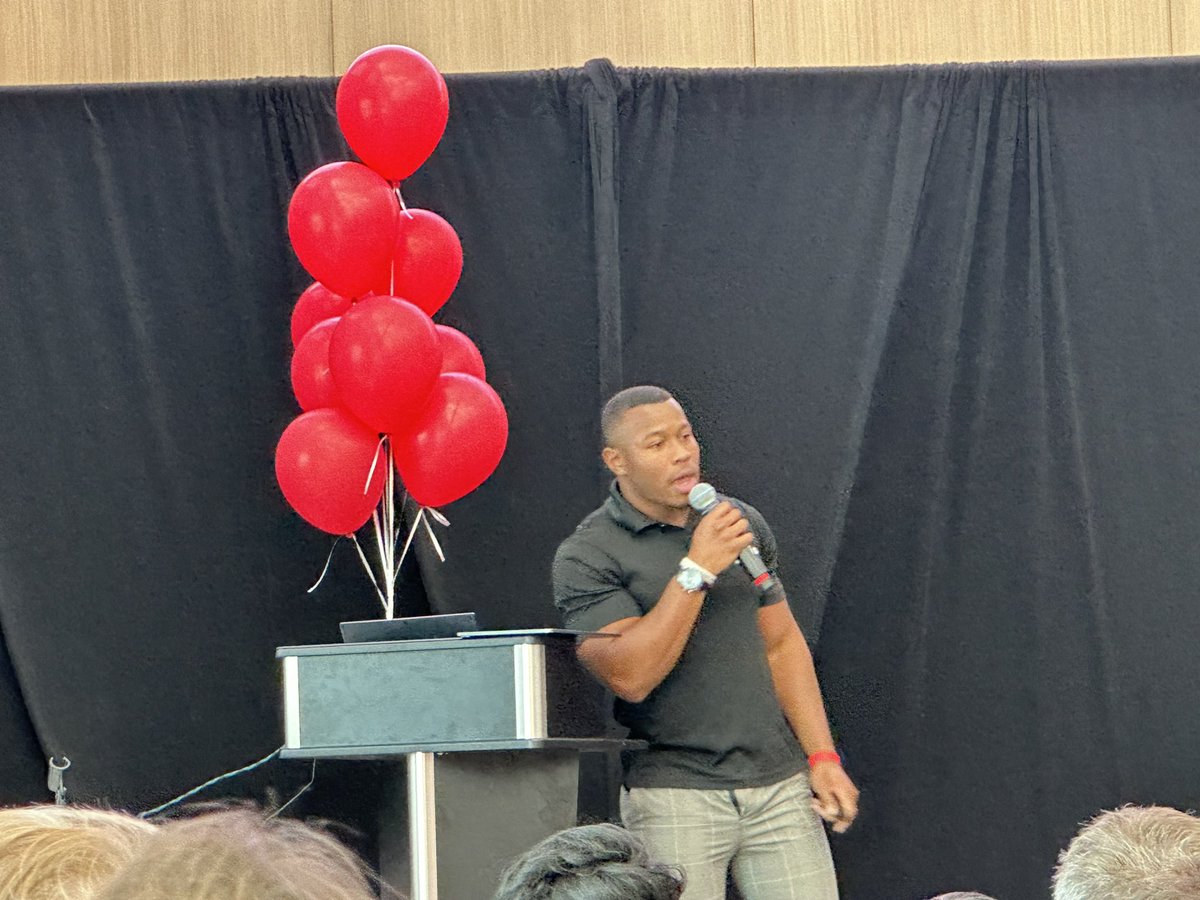 .<a href="/RenderCap/">Render Capital</a> welcoming Destin founder of <a href="/thecardioapp_/">Card.io</a> making cardio exercise fun for everyone though gamification and turf wars 

Hitting nearly $2K MRR during the program! 

#startuplou