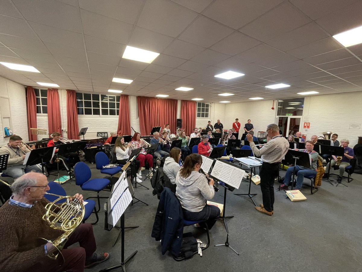 A brilliant evening listening to the talented HMS Sultan Royal Naval Volunteer Band rehearsing @HMSsultan Looking forward to you participating at our Ceremonial Divisions in July. #AwEsoME