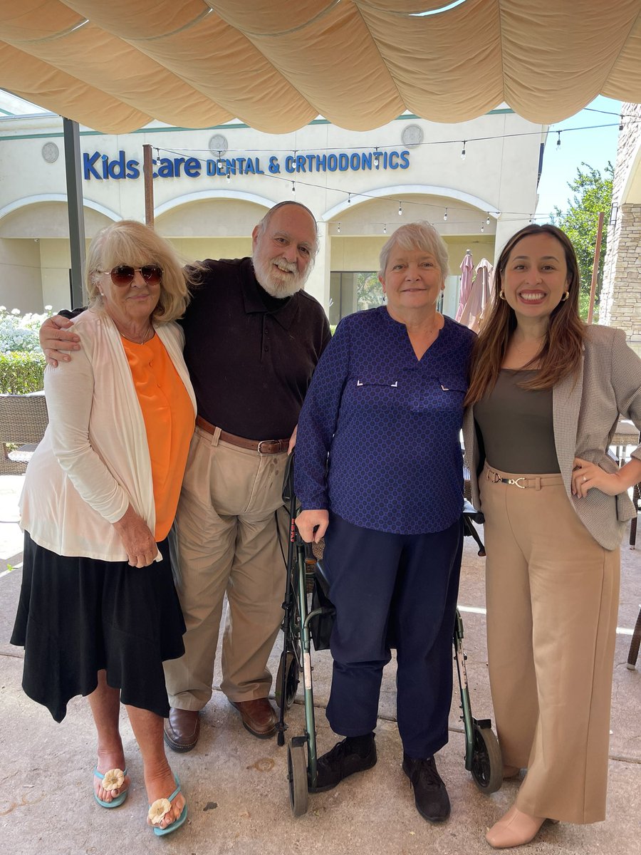 Lovely lunch with our former Mayor Fargo, Dennis from N magazine and Tia who does all things photography for all of our Sacramento region. So much knowledge, wisdom, &love for our Natomas community here.Just missing @SenatorAshby who was out in Washington DC advocating for us! 🩵