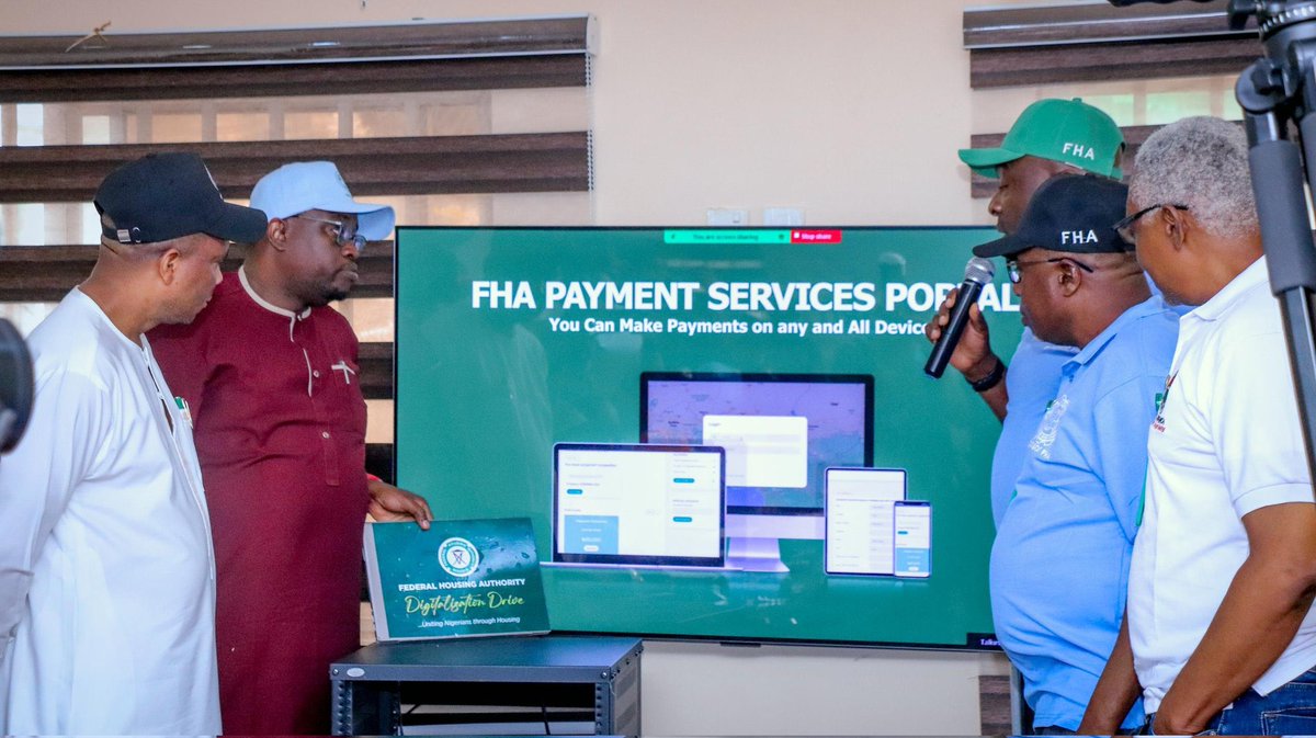 Seems the Federal Housing Authority will finally be going digital as reported by @remiteo, the Director of Projects in the agency. Application and payment are set to be digitalized to ensure transparency in line with the renewed hope agenda of President Tinubu. More details⌛️.