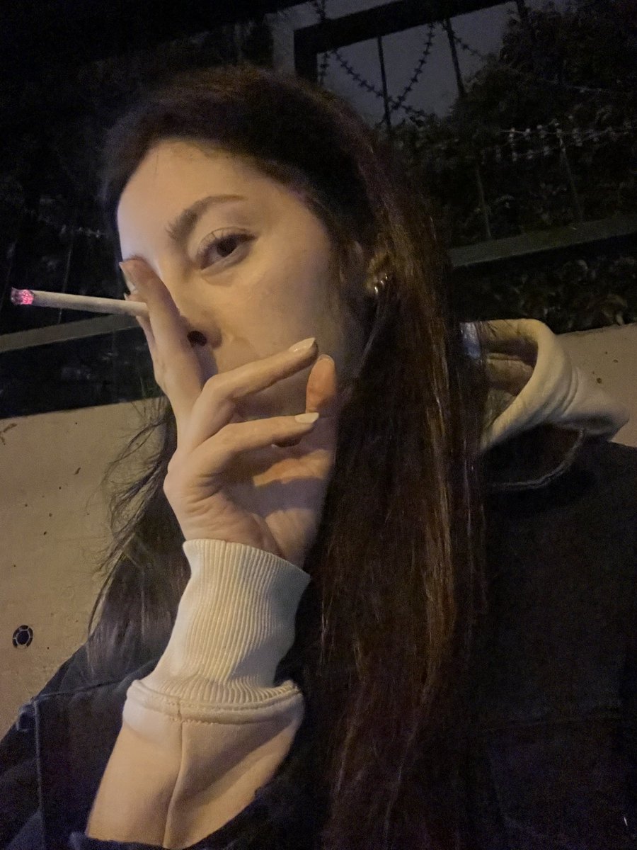 Ciğeri yakan “aman pt’m görmesin” sigarası saatlerindeyiz…