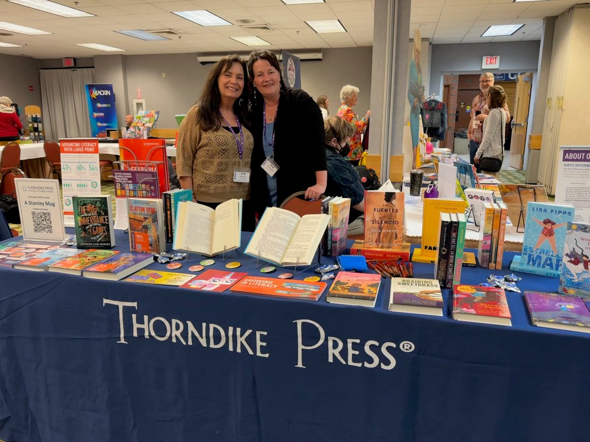 Thanks for having us at Reading Round Up, @MaineStLibrary! Had a blast sharing our love of youth #largeprint. 📚🧡