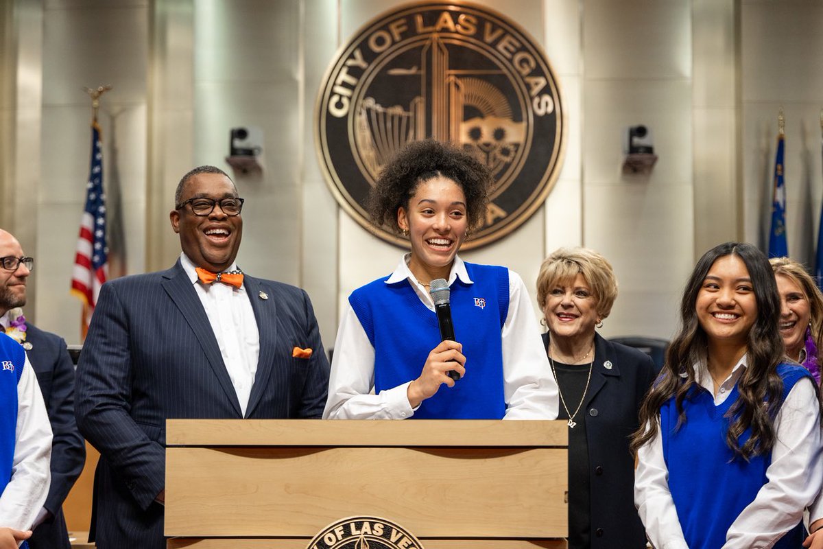 As a proud @BishopGormanHS alum, it was an absolute honor to recognize the incredible achievements of our girls' volleyball team at Las Vegas City Hall today. Congratulations to the team for their hard work, dedication, and outstanding performance! 🏐
