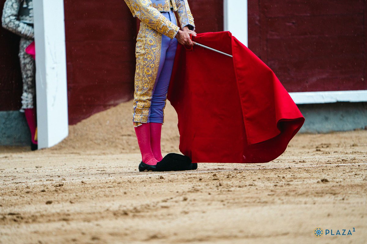 [📸 𝗗𝗘𝗧𝗔𝗟𝗟𝗘𝗦] | Los detalles de la novillada de la Feria de la Comunidad en #LasVentas. ➕Fotos bit.ly/44obQtw