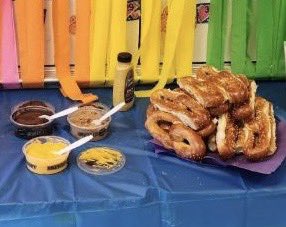 Vanessa Williams (@principalvw) on Twitter photo Special thanks to SEPTA for the savory and sweet pretzel treats for Faculty/Staff Appreciation Week. This year would 🥨 be the same without you! <a href="/Manetuck1/">ManetuckElementary</a> #TotallyTUCK #WIProud Special thanks to SEPTA for the savory and sweet pretzel treats for Faculty/Staff Appreciation Week. This year would 🥨 be the same without you! <a href="/Manetuck1/">ManetuckElementary</a> #TotallyTUCK #WIProud