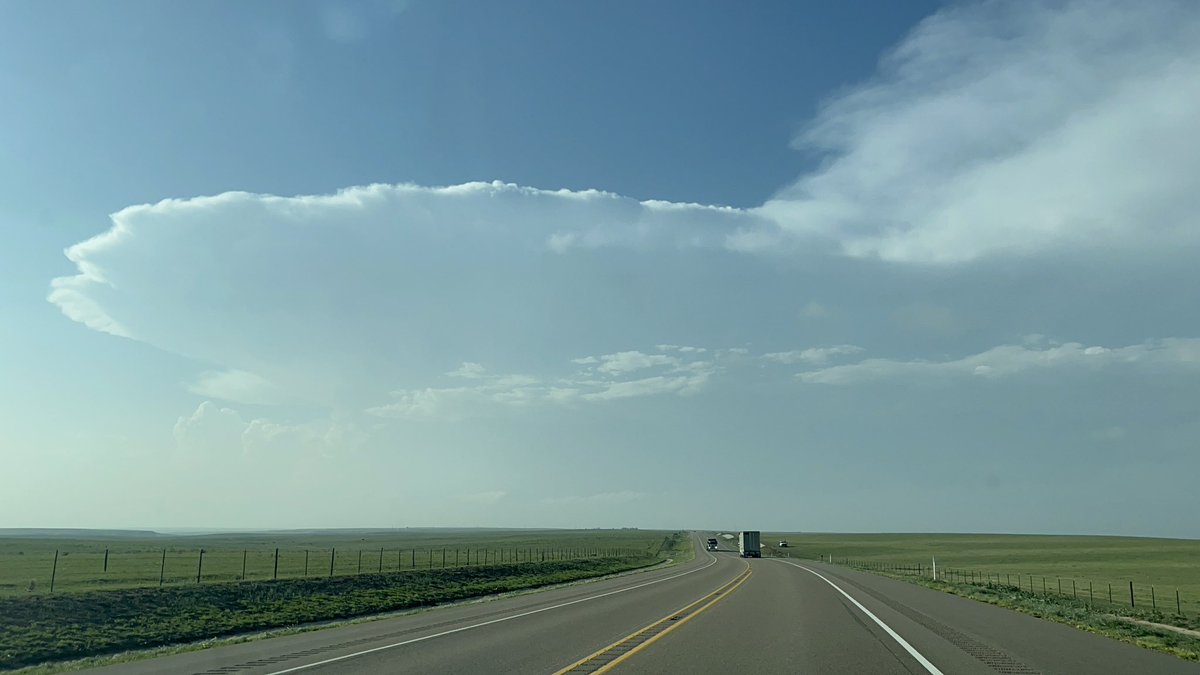 Rather impressive anvil associated with this tornado warned storm near Spearman, TX! #txwx