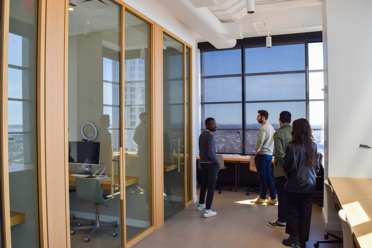 Meet Gemic, a global consultancy firm that moved to 1 Willoughby Square in #DTBK after years in Manhattan's Financial District — allowing them to immerse themselves in an environment rich with the energy + diversity that fuels their work. ⚡ Learn more: bit.ly/MIIBgemic