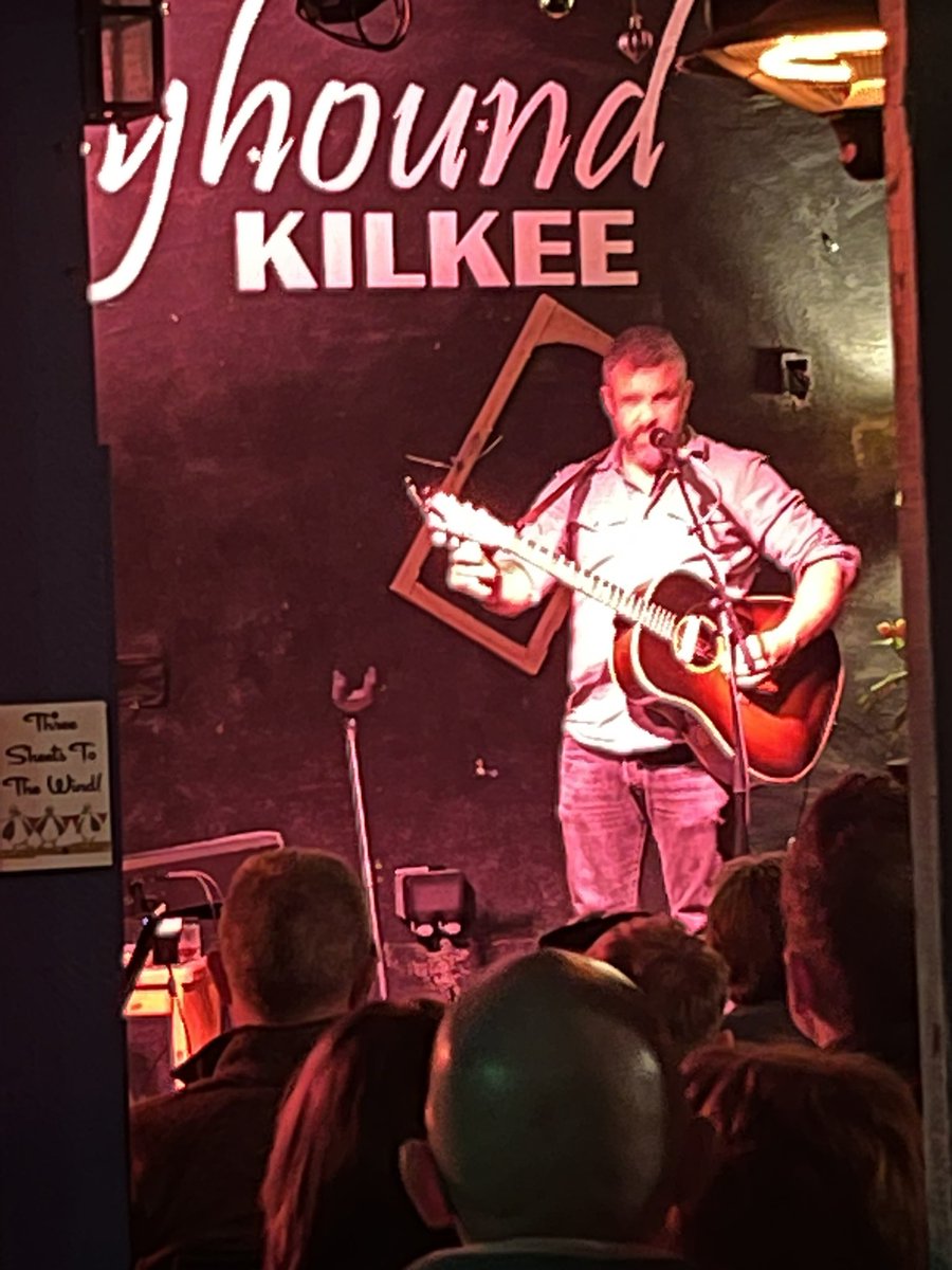I mean. @MickFlannery in Kilkee. Spellbound.
