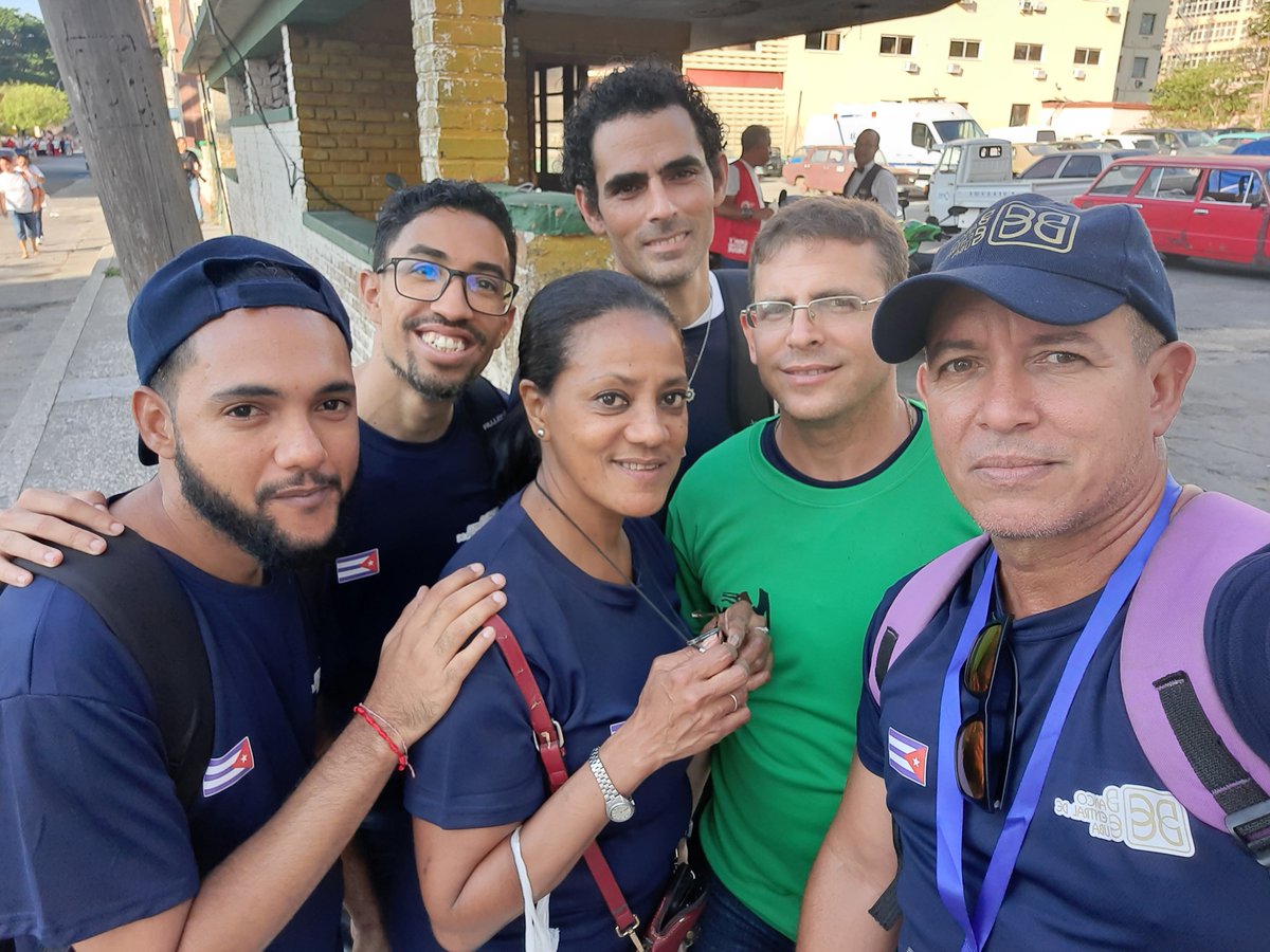 El BCC  dando muestra de la entrega de sus trabajadores, con su presencia en la Concentración por el 1ro de Mayo