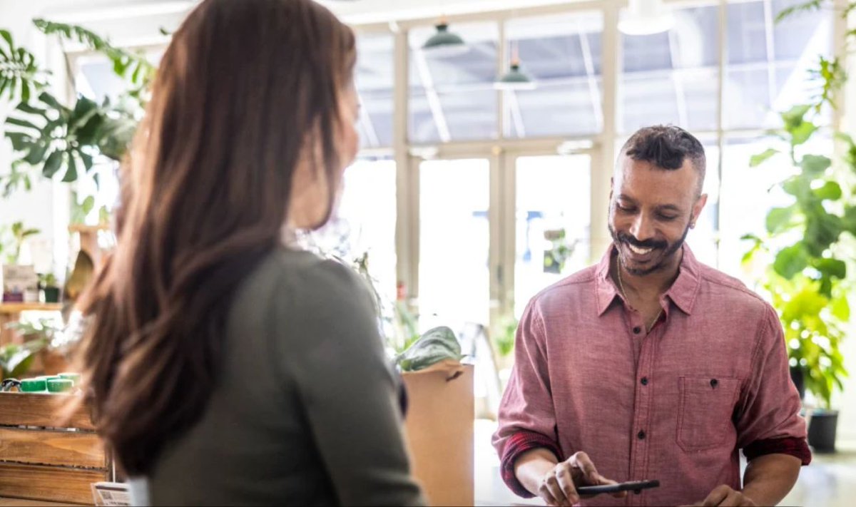4 Keys to Great #CustomerService in 2024 These #smallbusiness owners from across the #USA offer solid advice on forming connections with #customers and community, 2 aspects you need to hang on to! buff.ly/4a5JJAC @INC #CS #CX #custoemrexperience #ai #humanexperience