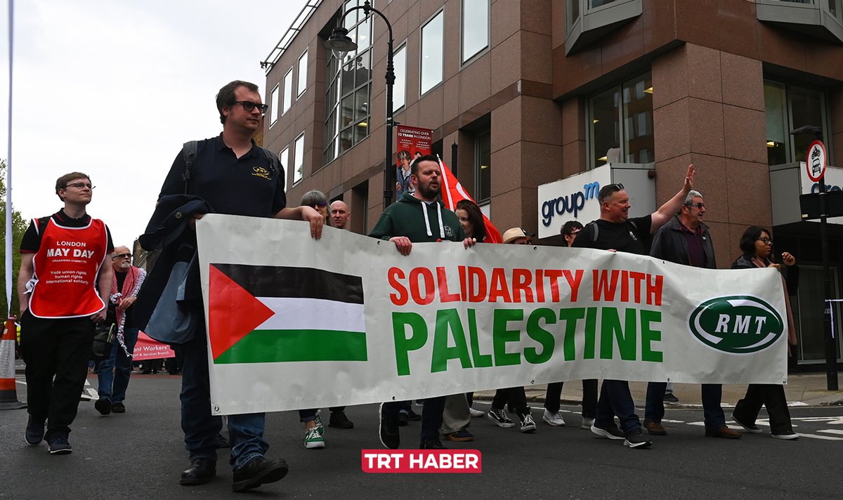 Almanya, İngiltere, İspanya, Fransa... Birçok ülkede 1 Mayıs yürüyüşleri Filistin'e destek gösterilerine sahne oldu.