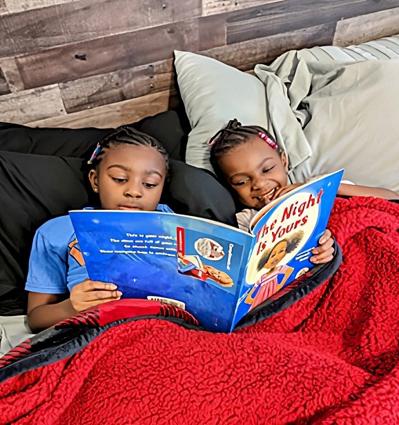 May is finally here, which means another #ImaginationLibrary book is on the way! Be sure to reread some favorites while you wait! How many books are in your child's collection so far? #DollysLibrary (📸: Michelle A.)