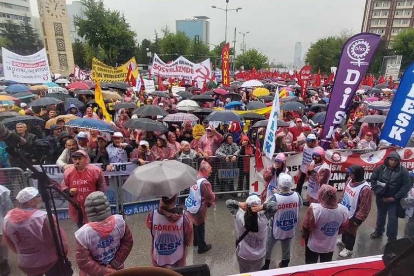 Ankara 1 Mayıs’ı: Binler yağmura rağmen Tandoğan’da toplandı sendika.org/2024/05/ankara…