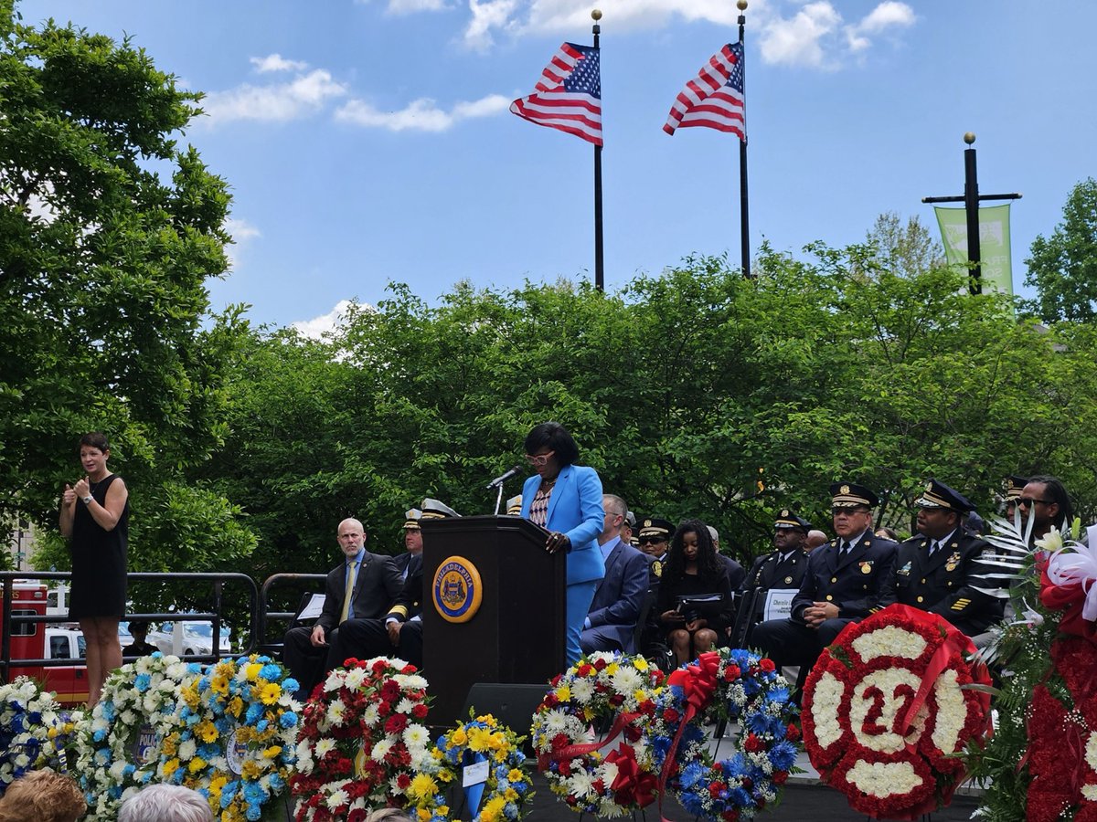 Today we took the time to honor the dedicated police officers and firefighters who have lost their lives in the line of duty, including Sergeant Richard Carrero Mendez. Their sacrifice strengthens my resolve to do everything in my power to make us a safer city.