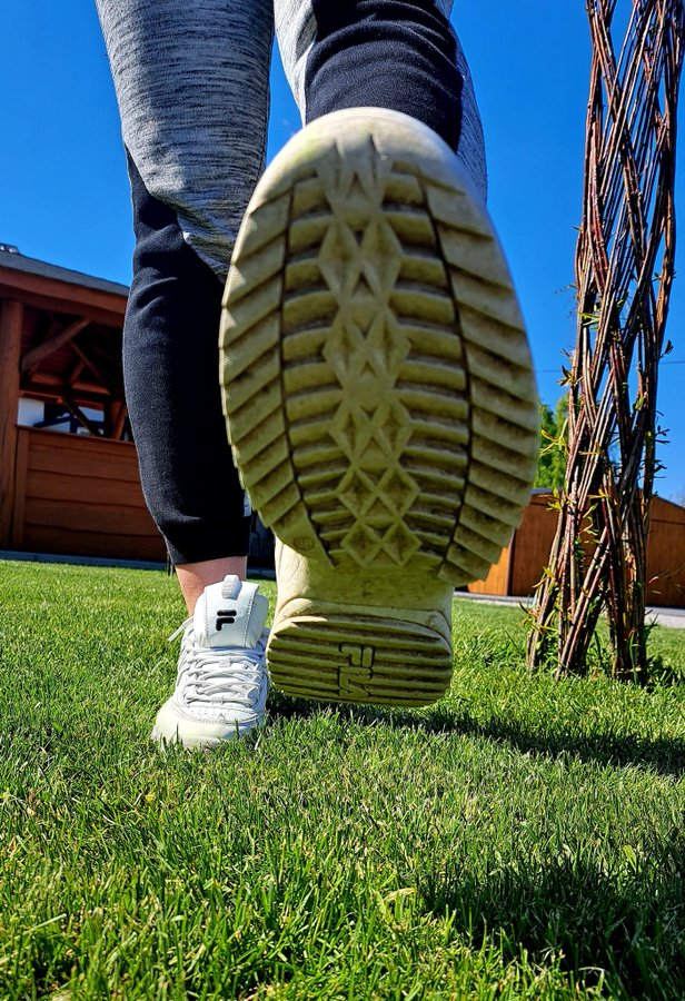 Zdeptałabym cię jak małego robaczka,którym to oczywiście jesteś. Liż podeszwę do czysta mój mały kundelku i zatrac się w służbie u stóp swojej Pani   

@PromocjaDomin
#findomme 
#financialdominatrix 
#paypig
#feet 
#findom 
#stopy
#footfetish
<a href="/rt_feet/">Feet RT PROMO 💯K</a>
@footParadiseRT
<a href="/biznesmenel/">Biznesmenel Findom PROMO</a>