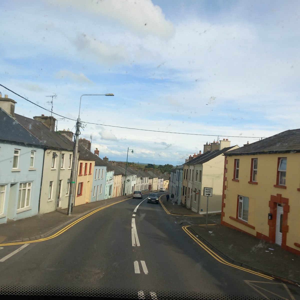 Views of Cavan Road and Carrick Street in #Kells in #CountyMeath from onboard Bus Eireann Route 109X's 16.49 Cavan-Dublin Busáras bus on 29.4.2024