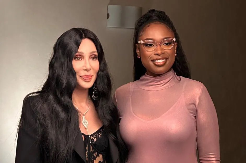 Cher tells Jennifer Hudson that she dates younger men because men her age are ‘all dead’: “Men my age or older… Well, now they’re all dead”
