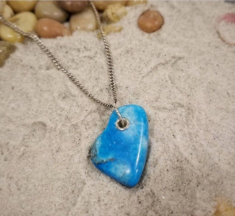 Blue howlite stone and sterling silver necklace. 

Shop Small Business!  Enter EARLYBIRD during checkout for 10% off. 

#etsygifts #etsyfinds #jewelry #handmade #unique #beachjewelry  #seaglass #beachglass #silver #jewelrysale #etsysale #shopping #shopsmall 

Click link in bio