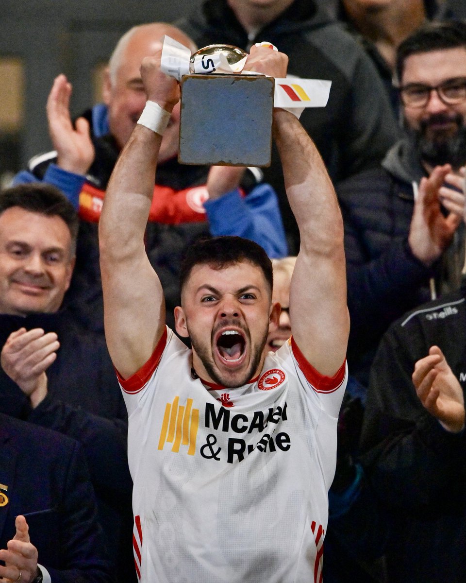 Captain Michael Rafferty lifts the Corn Dhónaill Uí Mhurchú Cup 🏆