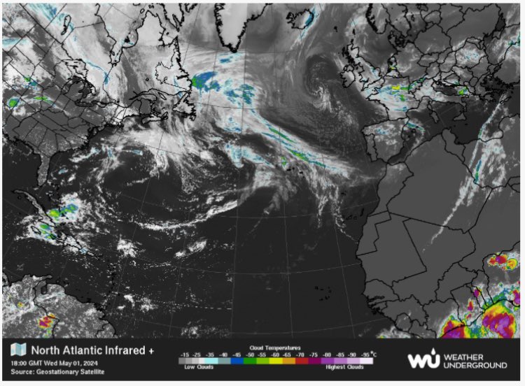 Hey @chemtrail heads. 

Here’s a map showing current cloud cover over the North Atlantic. 

Those @easyjet @skybastards have really been putting a shift in haven’t they?